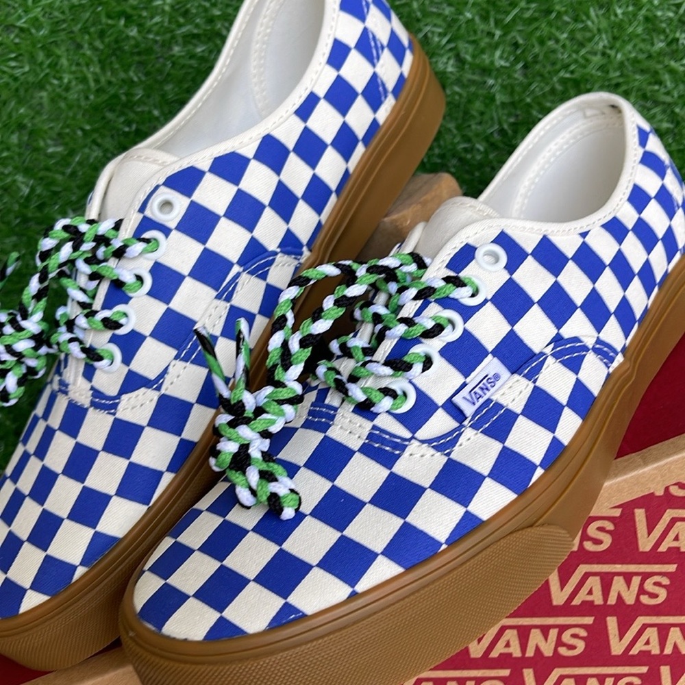 Vans Men’s Authentic
Checkerboard Blue/White
VN0009PVY6Z
Sneakers - Picture 7 of 16